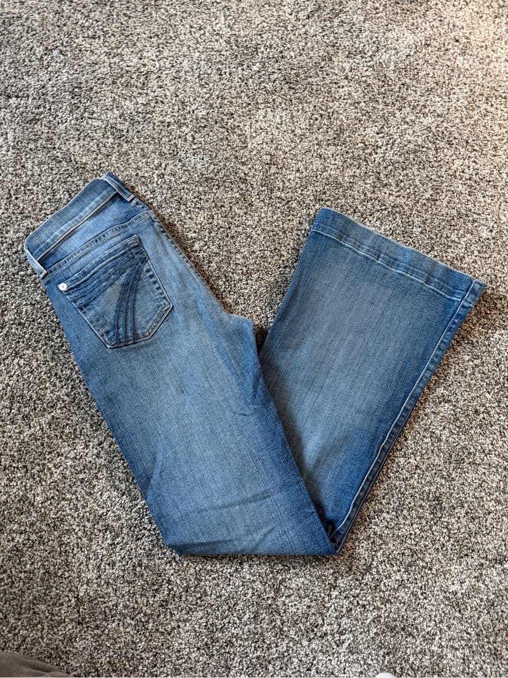 7 For All Mankind- Dojo jeans - size 26. 30in inseam. #dojo #7forallmankind